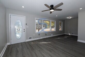 1052 Holly Cir in Forest Park, GA - Building Photo - Building Photo