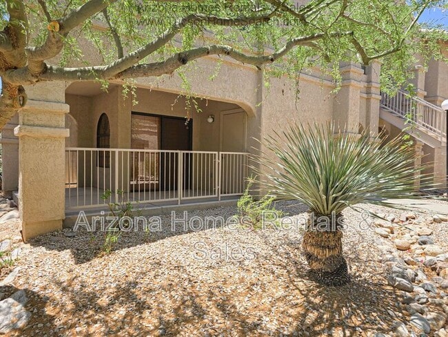 property at 101 S Players Club Dr