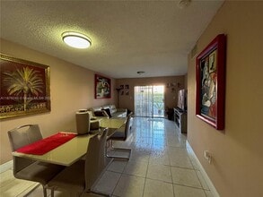 11309 SW 200th St in Miami, FL - Building Photo - Building Photo