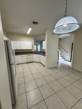 3041 Grandiflora Dr in Greenacres, FL - Building Photo - Building Photo