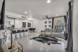 1334 Dorothy Ave in Las Vegas, NV - Building Photo - Building Photo