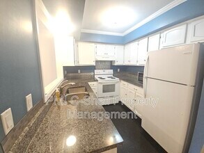 17 Palao Rd in Pensacola, FL - Building Photo - Building Photo