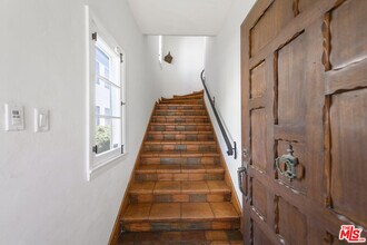 148 S Orange Dr in Los Angeles, CA - Building Photo - Building Photo