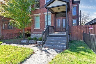 1187 S High St in Columbus, OH - Building Photo - Building Photo