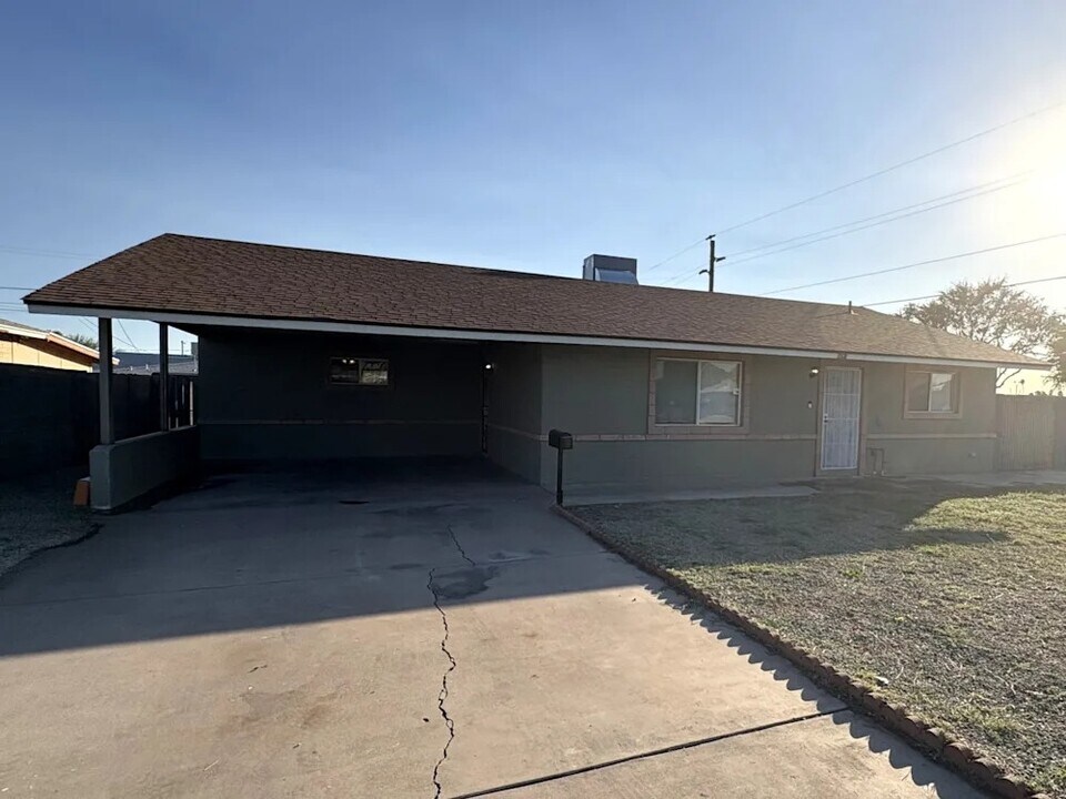 5046 W Tuckey Ln in Glendale, AZ - Building Photo