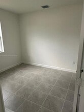 2371 SE 23rd Ave in Homestead, FL - Building Photo - Building Photo
