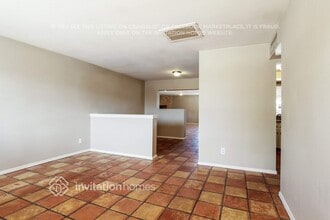 8401 W Turney Ave in Phoenix, AZ - Building Photo - Building Photo