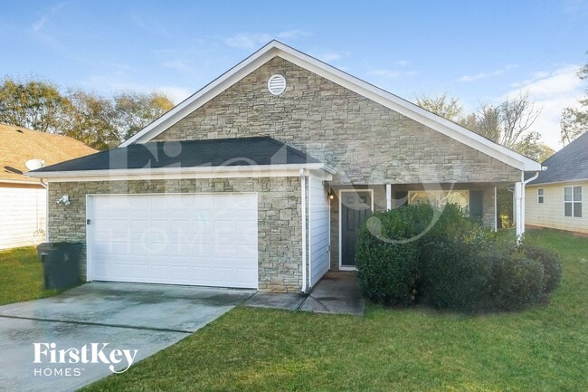 10968 Big Sky Dr in Hampton, GA - Building Photo - Building Photo