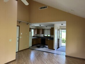 108 S Park St in Mason, MI - Building Photo - Building Photo