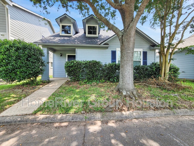 property at 10711 Cobblecreek Way