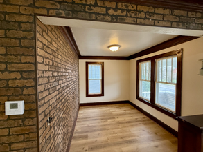 1311 Madison St in Manitowoc, WI - Building Photo - Building Photo