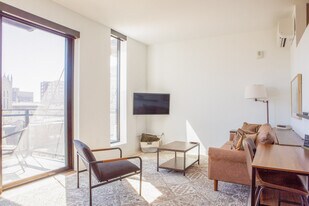 1237 N Van Buren St, Unit ID1379020P in Milwaukee, WI - Building Photo