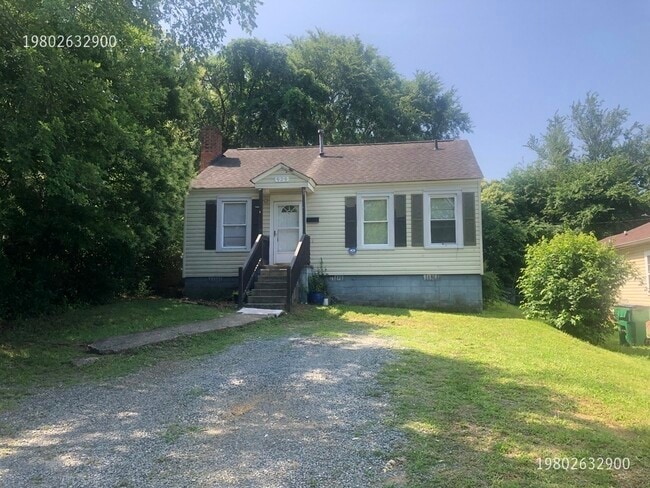property at 929 Justice Ave
