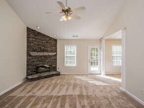 216 Overlook Dr in Dallas, GA - Building Photo - Building Photo