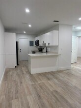 1154 NW 58th Terrace-Unit -1154 in Miami, FL - Building Photo - Building Photo