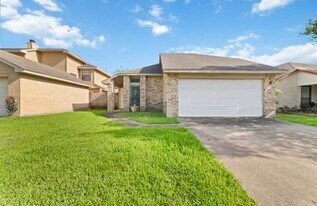 13523 Bonilla Ln in Houston, TX - Building Photo