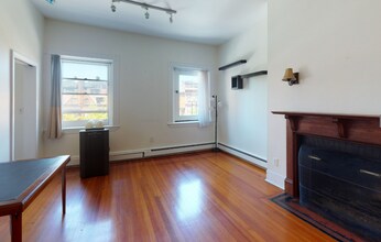 591 Beacon St in Boston, MA - Building Photo - Building Photo