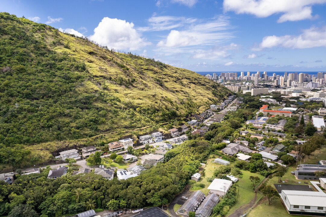 2795 Kalawao St in Honolulu, HI - Building Photo