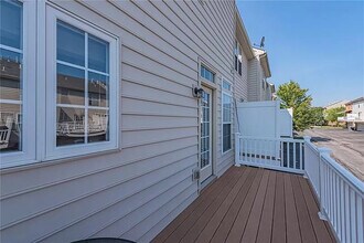 4019 Village Run Rd in Wexford, PA - Foto de edificio - Building Photo