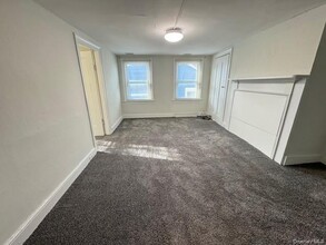 70 Main St in Cold Spring, NY - Building Photo - Building Photo