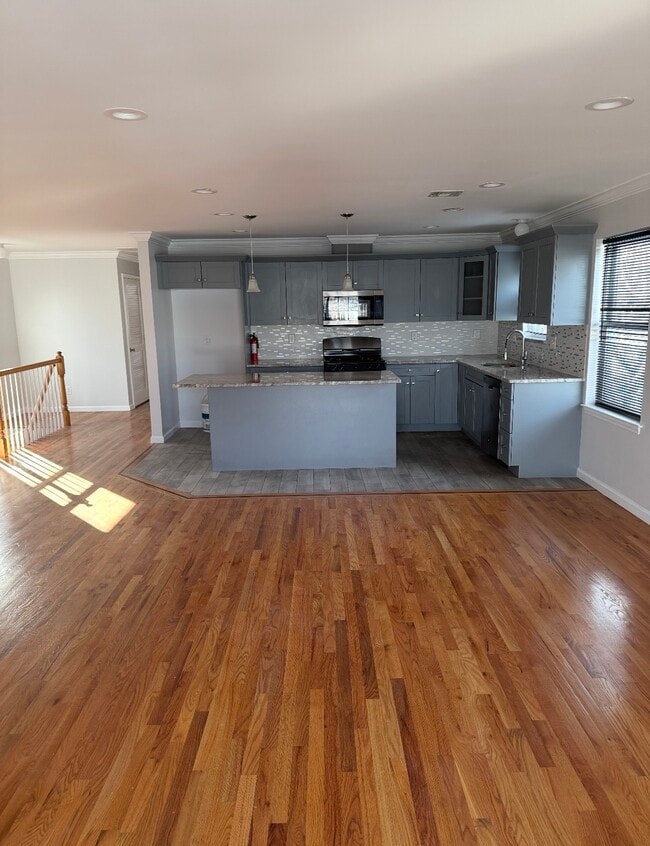 36 Abbotsford Ave, Unit 36 Abbotsford Unit 2 in Newark, NJ - Foto de edificio - Building Photo