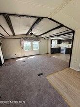 16 Maplewood Dr in Jackson Township, NJ - Building Photo - Building Photo