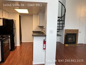 14046 Vista Dr in Laurel, MD - Building Photo - Building Photo
