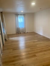 405 Newton Rd, Unit 427 in Weott, CA - Building Photo - Building Photo