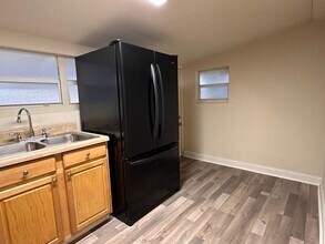 808 N Palmway, Unit a in Lake Worth Beach, FL - Building Photo - Building Photo