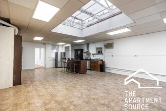 3605 N Damen Ave in Chicago, IL - Foto de edificio - Building Photo