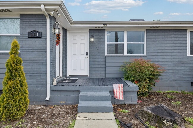 501B Meridian St in Nashville, TN - Foto de edificio - Building Photo