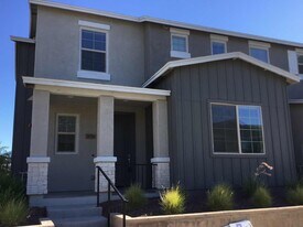 20726 W Point Ridge Rd in Buckeye, AZ - Building Photo