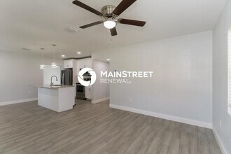 10911 N 20th St in Tampa, FL - Building Photo - Building Photo