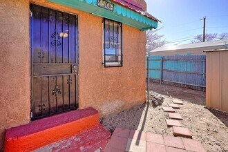 1506 Edith Blvd NE in Albuquerque, NM - Building Photo - Building Photo