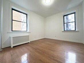 235 W 103rd St in New York, NY - Building Photo - Building Photo