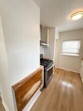 53 Sector Dr in Bedford, OH - Building Photo - Building Photo