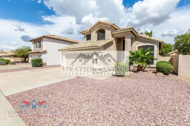 7420 W Los Gatos Dr in Glendale, AZ - Building Photo - Building Photo