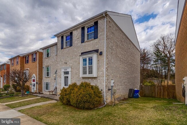 8522 Pine Run Ct in Ellicott City, MD - Building Photo - Building Photo