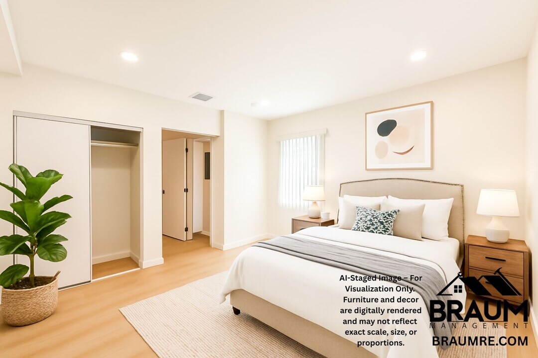 15634 Leadwell St in Los Angeles, CA - Building Photo
