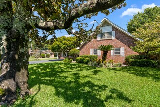 20 Magnolia Ave in Shalimar, FL - Building Photo - Building Photo