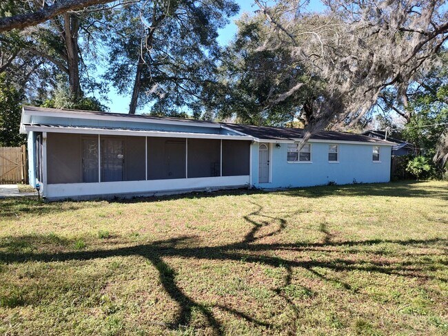 8502 N 20th St in Tampa, FL - Building Photo - Building Photo