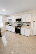 2817 N 18th St in Tampa, FL - Foto de edificio - Building Photo