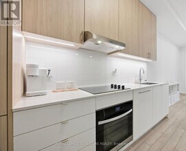 5 Red Squirrel Ln. in Richmond Hill, ON - Building Photo - Building Photo