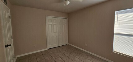 2823 Skyline Blvd in Cape Coral, FL - Building Photo - Building Photo