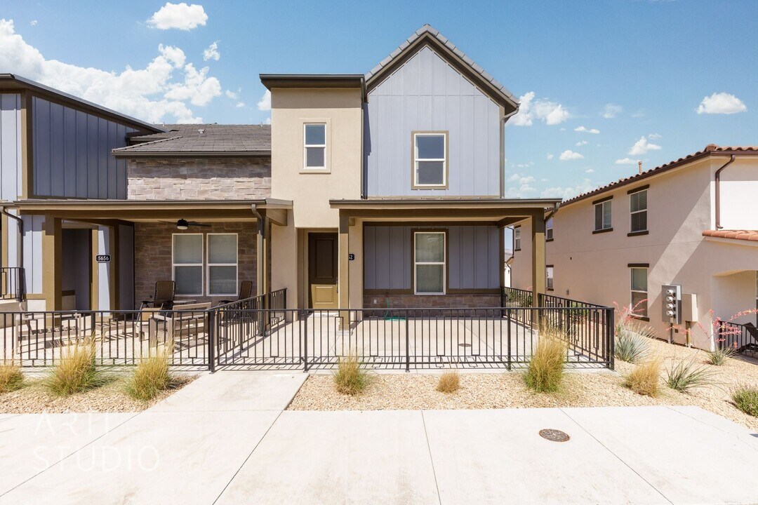 5652 S Garnet Dr in Saint George, UT - Building Photo