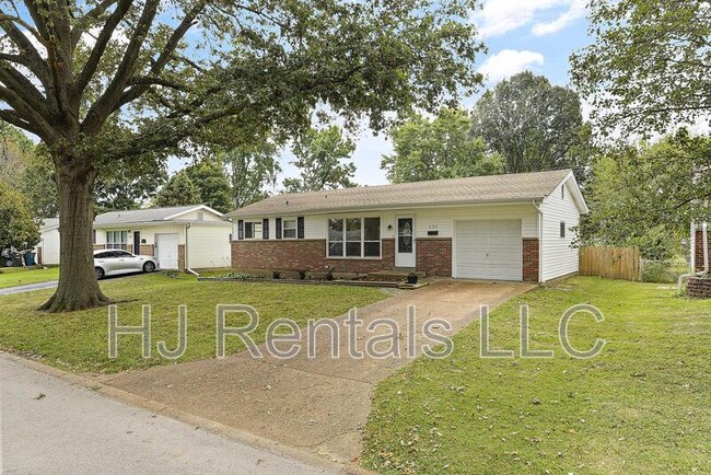 532 Holiday Ave in Hazelwood, MO - Building Photo - Building Photo