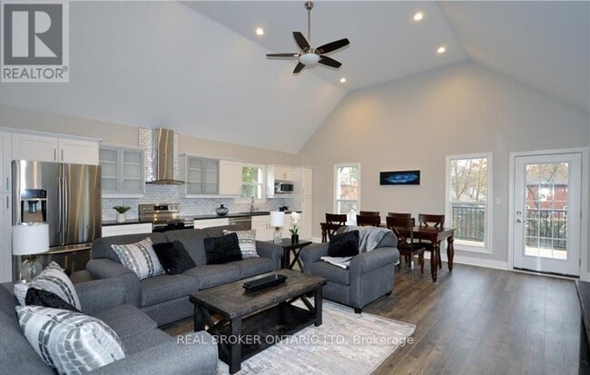 property at 33 Beaconsfield Ave