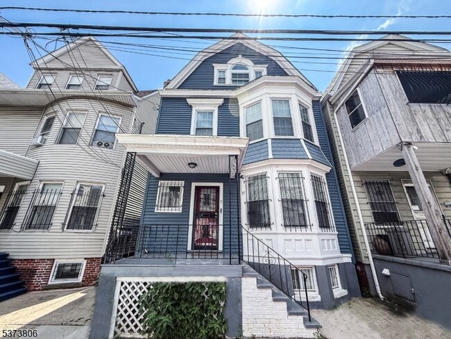 property at 15 N 7th St