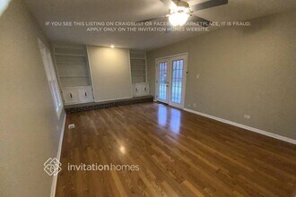 1516 Churchill Rd in Schaumburg, IL - Foto de edificio - Building Photo