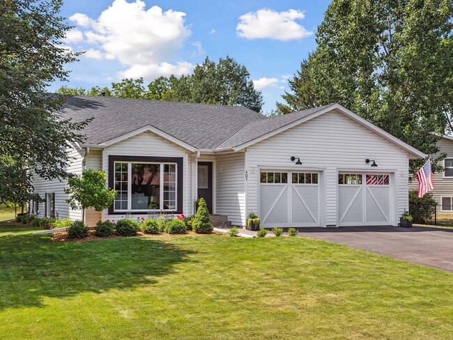 407 Wedgewood Dr